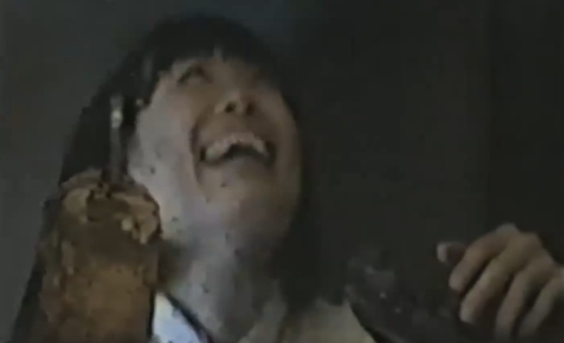 及川邦子：在山上发现骸骨...先已查出系住在**县的14岁少女