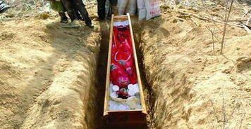 你们知道，什么情况下死的人，需要八个童子身抬棺吗？