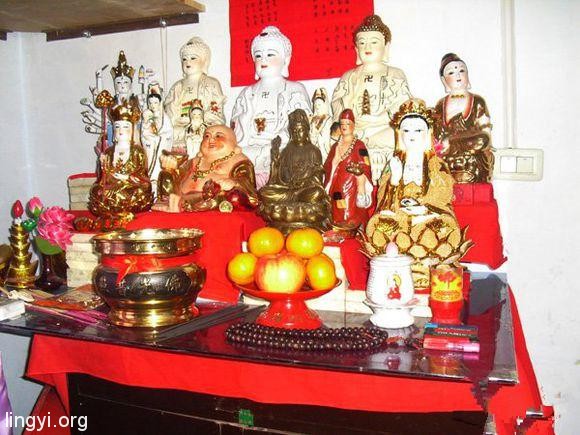 因为不懂事动了“保家仙”的贡品,差点害了我妈妈! 因为不懂事动了“保家仙”的供品,差点害了我妈妈!