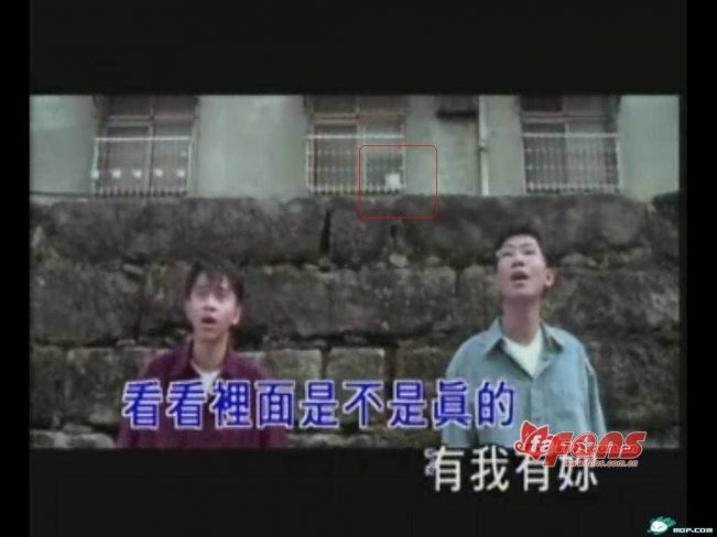 光良的《掌心》MV闹鬼,出现过灵异事件大家可以搜一下