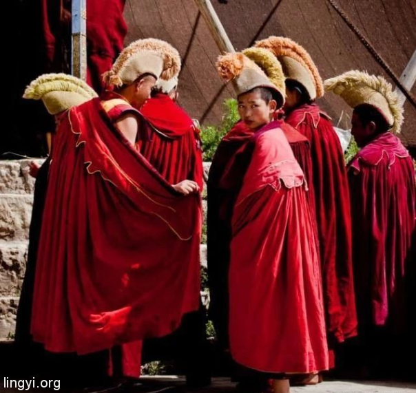 人死后会化为一道彩虹?密宗的虹化现象,你所不知道得灵异事件