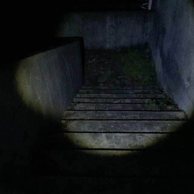 废弃医院探险拍摄到灵异体