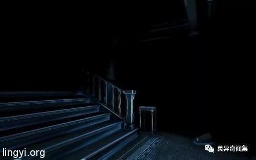 午夜八点不要出门 午夜八点不要出门