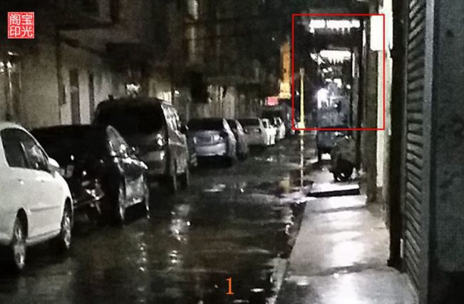 灵异照片:住宅楼旁众神显