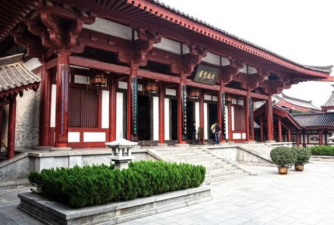 揭秘：中国佛教八大宗派的来源！