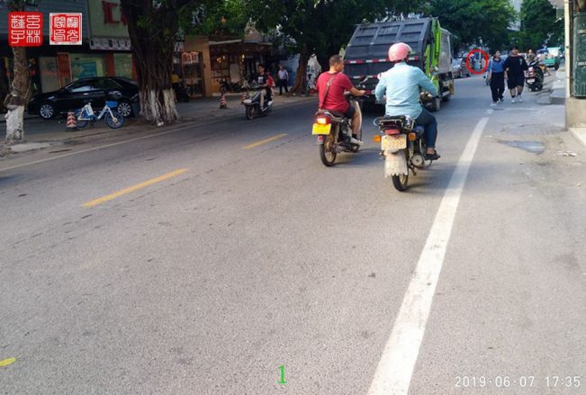 端午跟拍两女灵