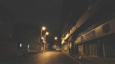 半夜出去遇到奇怪老婆婆