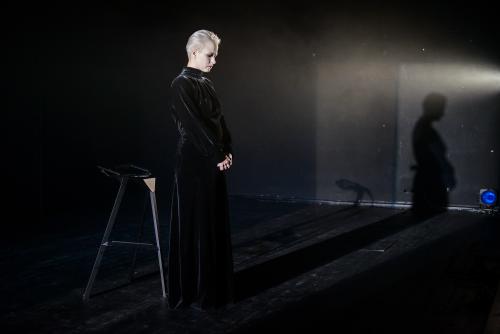 一缕游魂,自渡世人,如若渡魂,摆渡灵魂!