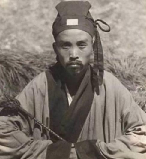 乡村道士乔八字