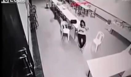 【高能预警胆小慎入】相机拍下的诡异事件加长版