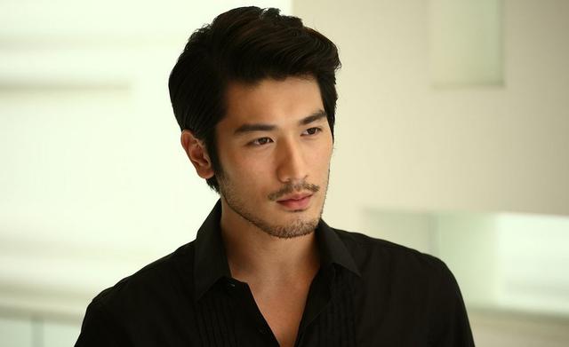 奇门遁甲简要分析高以翔事故