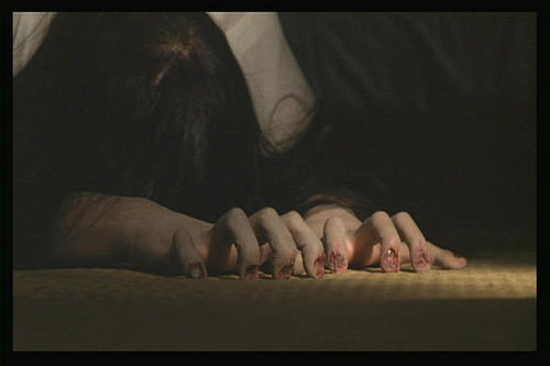 【原创】每夜鬼话：床下有眼