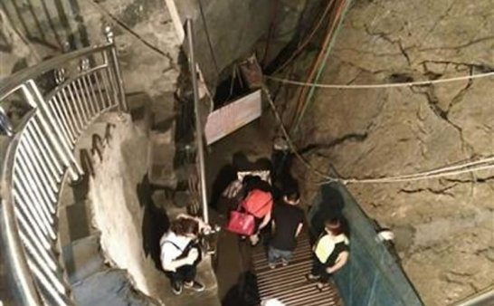 重庆老人因”托梦” 挖出”鱼泉” 发大财