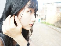 【亲身经历的灵异事件】房间越来越复杂的墙和关不上的灯 求解…