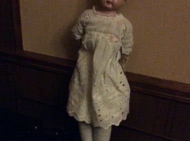 关于娃娃的真实灵异事件(附图)