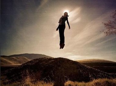 2015年美国全新记录大片《生死与轮回》