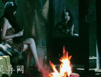 老房子里的镜子