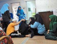 马来西亚芝巴中学闹鬼事件 100多名师生集体中邪