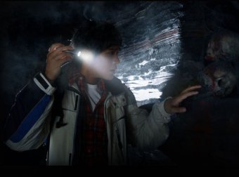 盗墓盗到一件寿衣以后，诡异的事情发生了……