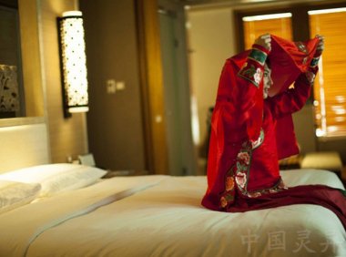 如梦如幻:北京酒店里半夜唱戏的声音