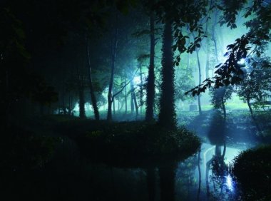 上学的奇异经历3：夜遇鬼撞墙