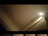 洗澡时手机自己连拍,绝对真实,附上灵异照片