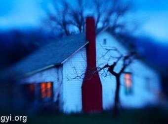 造房子时挖出两口黑漆棺材,从此家道开始衰落