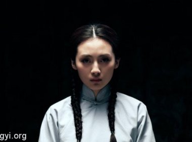 新鲜灵异事件：出租房里诡异的手绘女人