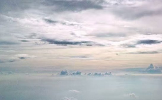 飞机上去越南拍摄到的神秘云层