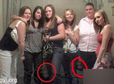 灵异照片真的“灵异”了