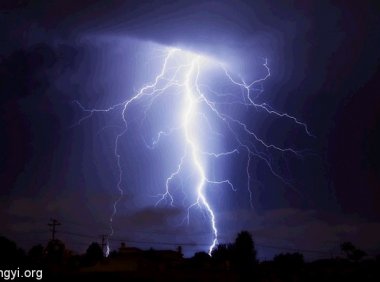 打雷当晚耳边听到奇怪的声音