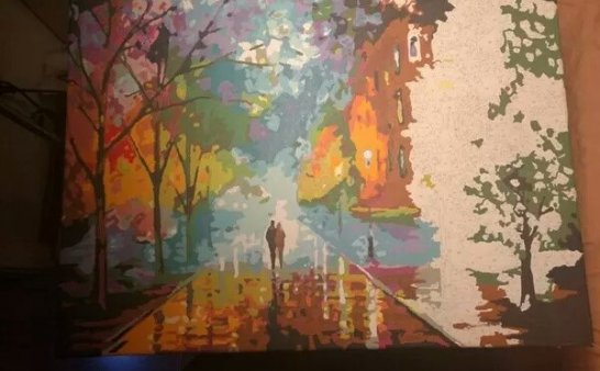 房间的挂画三番两次的自己掉了下来……