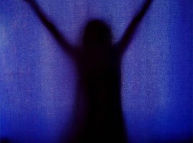 多年疑惑求解一：同学的姐姐