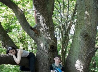 公园拍照遇灵异,吓得晚上都不敢睡觉