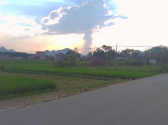 东村和西村斗法