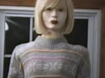 都市传说四则:蜡笔小新里的神秘女人