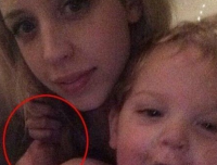 吸毒致死的英国明星子女,死前现恐怖诡异灵异照