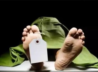 现实版人肉铺,女头缝在男人身上……