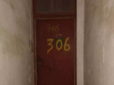 在外面旅游（或住宾馆）你们最诡异（或恐怖）的经历是什么？