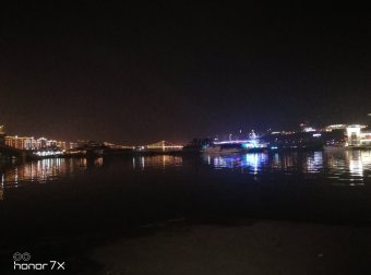 江中影，鬼脱衣