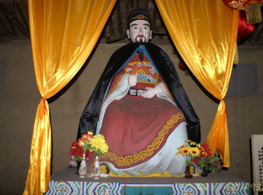 告阴状：以发遮面、以糠塞口、以线缝窍