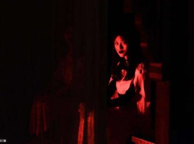 亲身经历：两个人同时梦到一个穿红衣服的女人