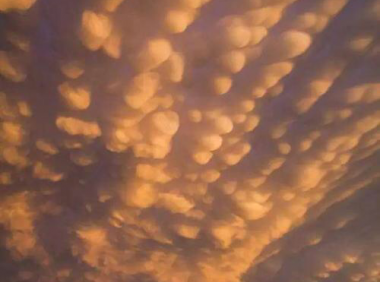 我看见老天爷的眼睛