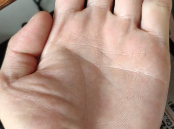 大师能帮我看看手相吗？男左女右，本人是男。近期才知道这个网站！