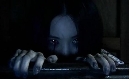 寝室惊魂  –  过往 （上）