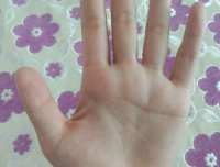 请大神看下手相