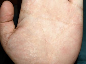 看看手相 求求大师了