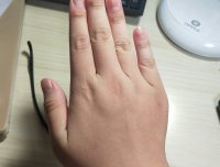 有人会看手相眼相吗？帮我看一下。