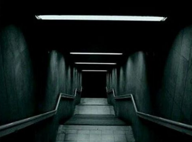 人间恶:三个女生之死、纳污藏垢的校园