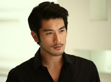 奇门遁甲简要分析高以翔事故